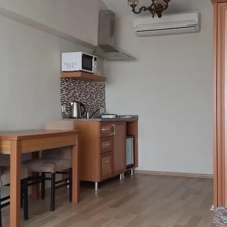 Tashkonak Hotel