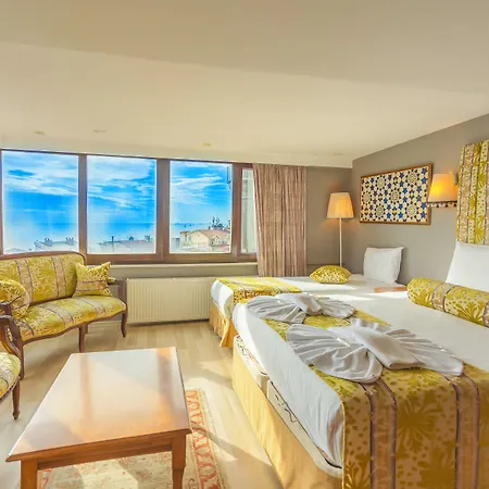 Tashkonak Hotel 3*