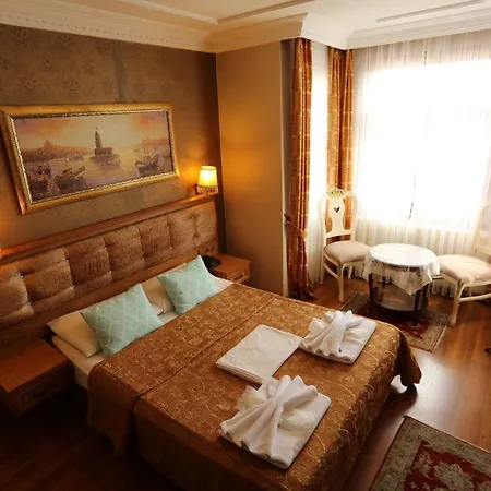 Tashkonak Hotel 3*